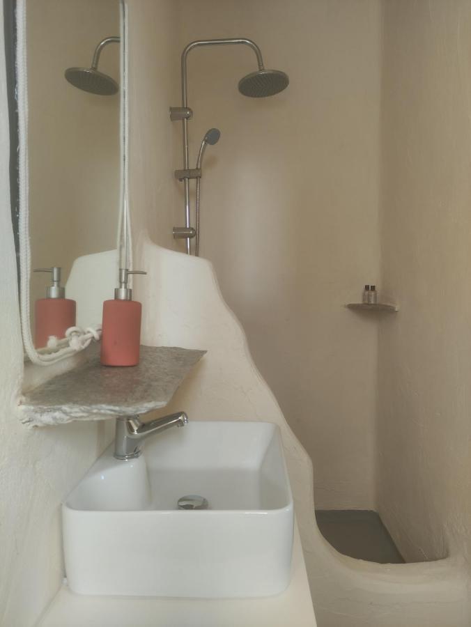 Mosaic Suites Drios Exterior photo